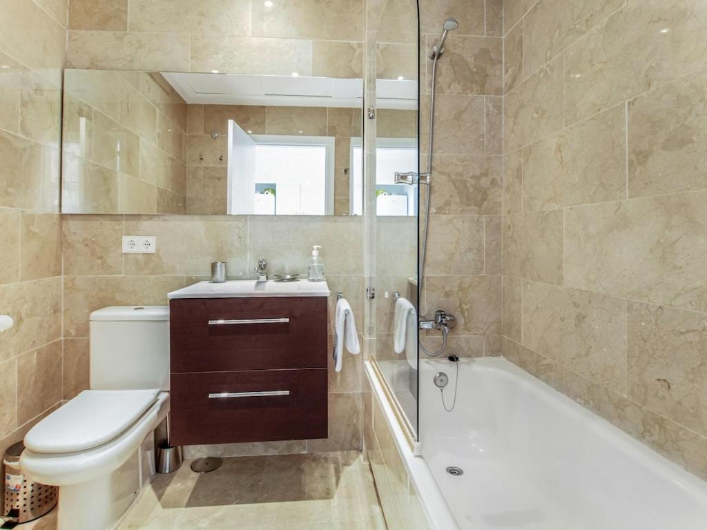 Rock Bay Apartment With Wonderful Sea View And 5 Minutes From The Beach Manilva Eksteriør billede